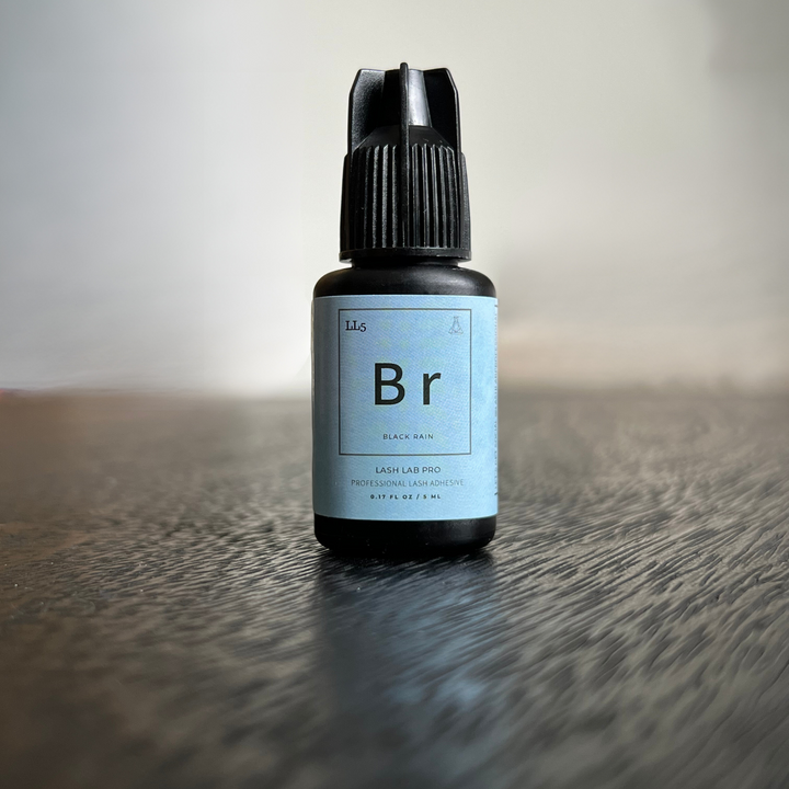 Black rain black pigmented eyelash extension adhesive