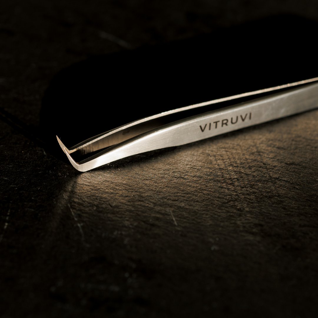 Vitruvi Mega Volume Professional Eyelash Extensions Tweezer