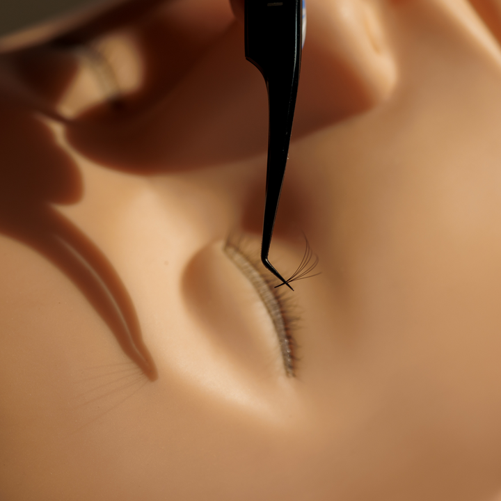 EYELASH EXTENSION TRAINING PRACTICE HEAD